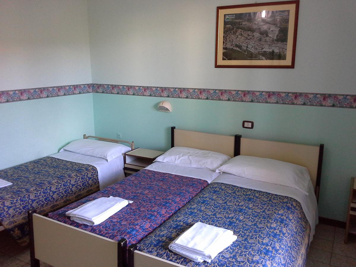 Hotel Bristol Pineto Eksteriør bilde